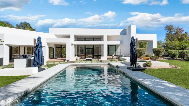 4627 E SANNA Street, Phoenix, AZ 85028