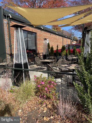 565 E NELSON AVE, Alexandria, VA 22301