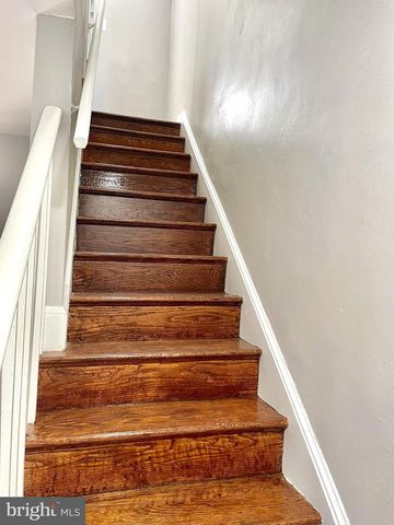 565 E NELSON AVE, Alexandria, VA 22301