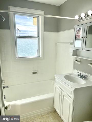 565 E NELSON AVE, Alexandria, VA 22301