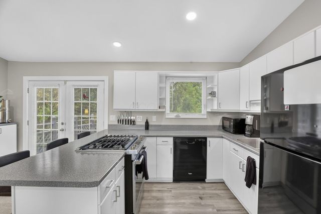 7606 Moorlane Drive, 77, Worthington, OH 43085