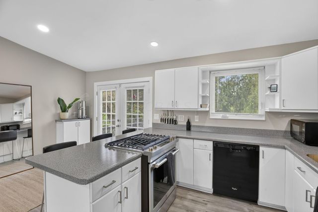 7606 Moorlane Drive, 77, Worthington, OH 43085