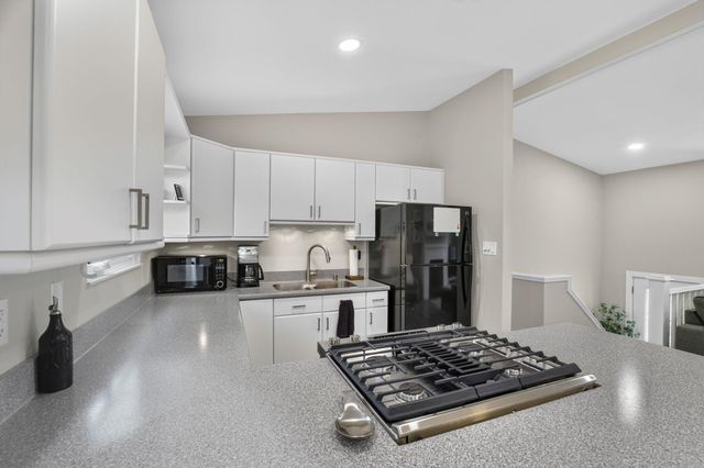 7606 Moorlane Drive, 77, Worthington, OH 43085