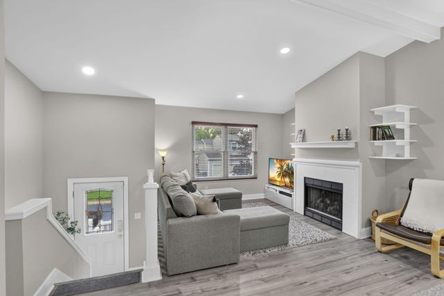 7606 Moorlane Drive, 77, Worthington, OH 43085