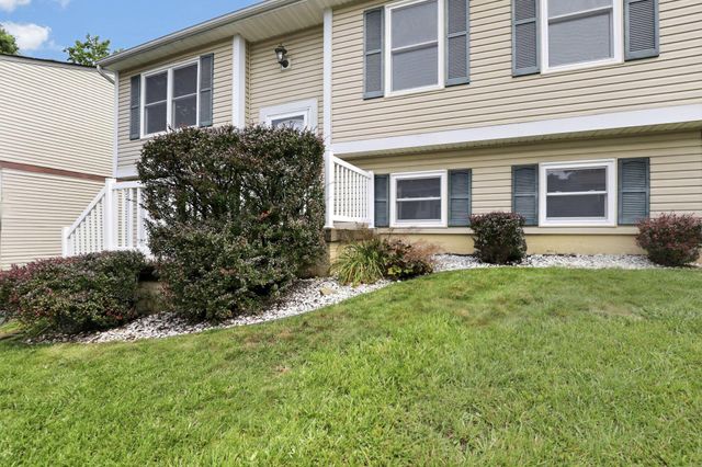 7606 Moorlane Drive, 77, Worthington, OH 43085