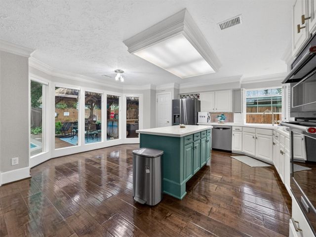 14819 Redwood Bend Trail, Houston, TX 77062