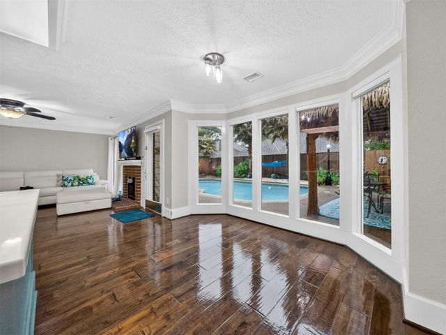 14819 Redwood Bend Trail, Houston, TX 77062