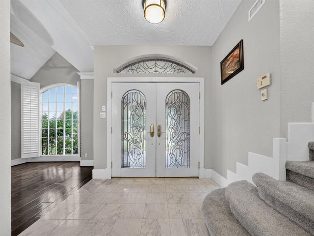 14819 Redwood Bend Trail, Houston, TX 77062