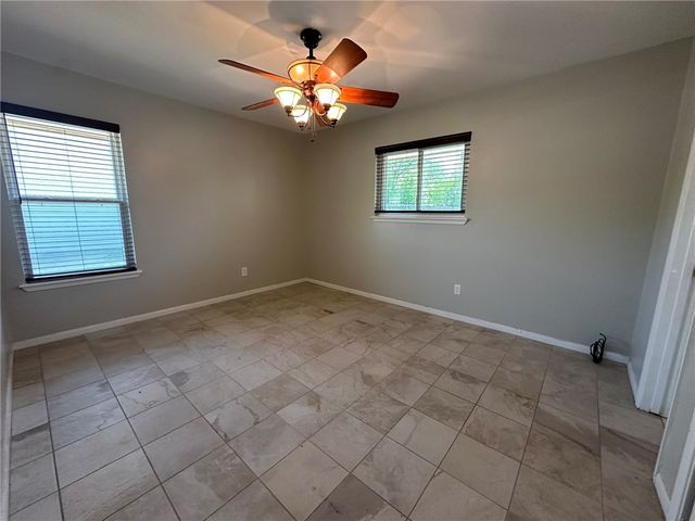 1123 Orion Dr, Portland, TX 78374