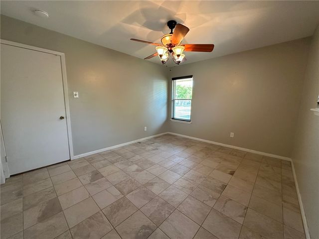 1123 Orion Dr, Portland, TX 78374