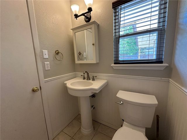 1123 Orion Dr, Portland, TX 78374