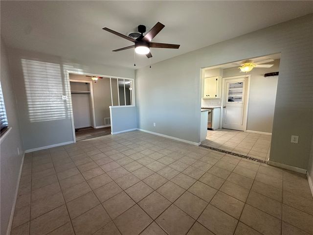 1123 Orion Dr, Portland, TX 78374