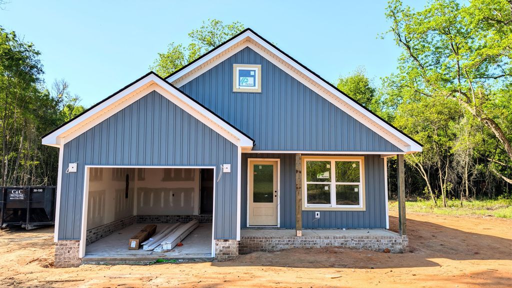 4320 Camden Highway, Dalzell, SC 29040