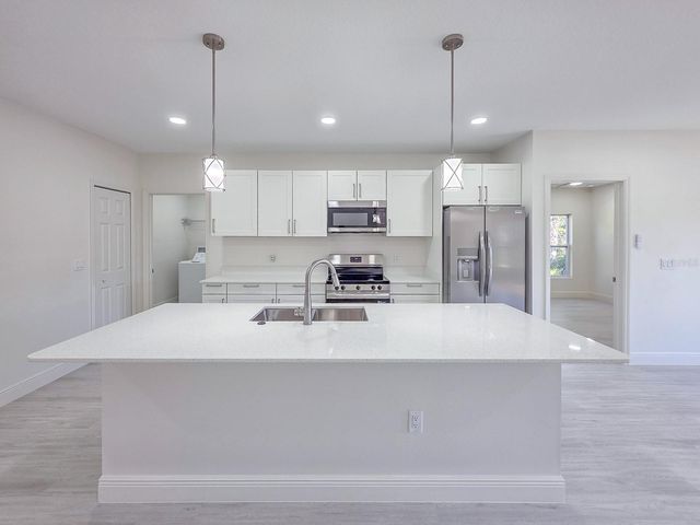 1355 9TH AVENUE, Deland, FL 32724