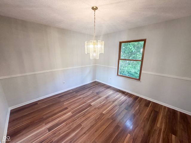 7744 Oakshot Lane, Indianapolis, IN 46268