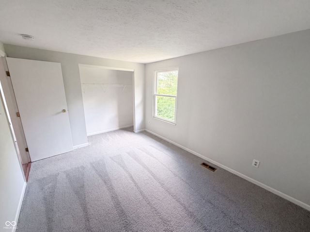 7744 Oakshot Lane, Indianapolis, IN 46268