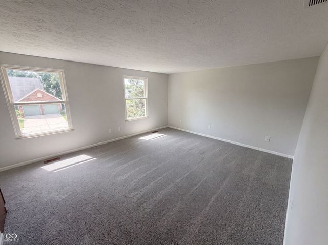7744 Oakshot Lane, Indianapolis, IN 46268