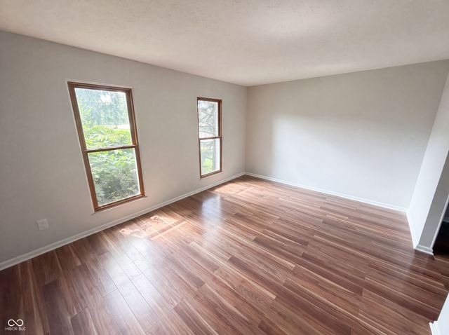 7744 Oakshot Lane, Indianapolis, IN 46268