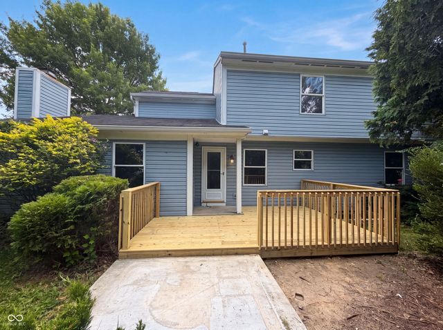 7744 Oakshot Lane, Indianapolis, IN 46268