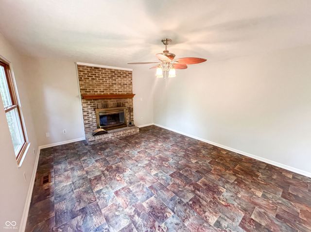 7744 Oakshot Lane, Indianapolis, IN 46268