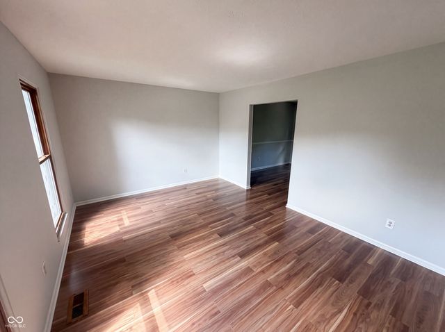 7744 Oakshot Lane, Indianapolis, IN 46268