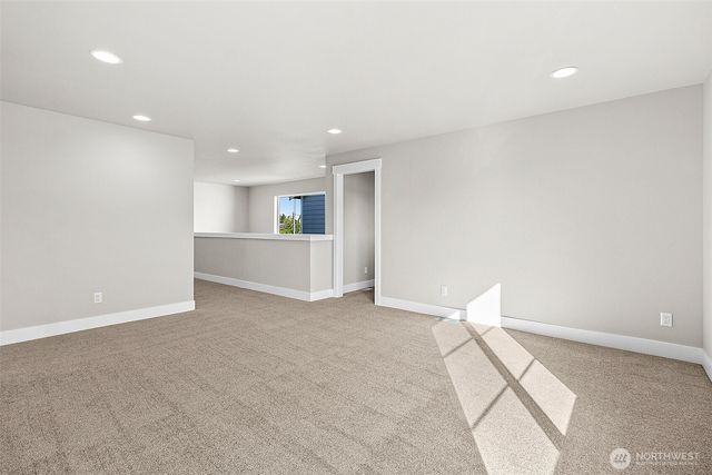 14228 SE 284th Place, Kent, WA 98042