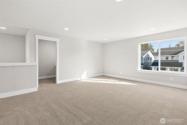 14228 SE 284th Place, Kent, WA 98042