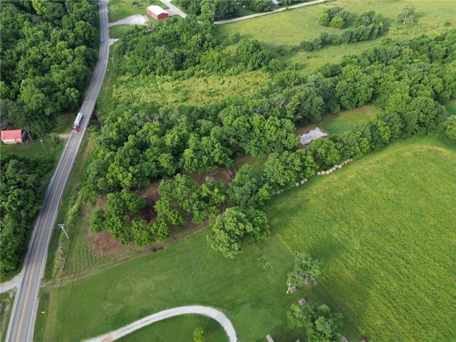 12001 Highway 43, Maysville, AR 72747