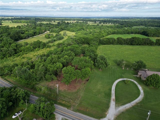 12001 Highway 43, Maysville, AR 72747