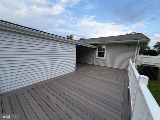 114 LARK LN, Stafford, VA 22556