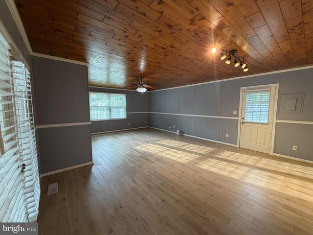 114 LARK LN, Stafford, VA 22556