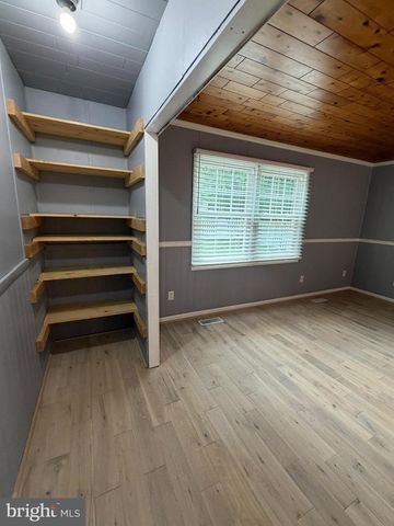 114 LARK LN, Stafford, VA 22556