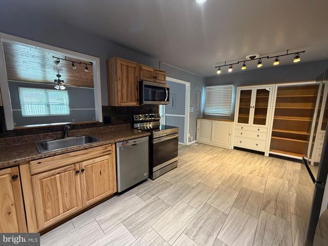 114 LARK LN, Stafford, VA 22556