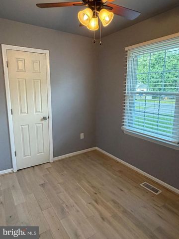 114 LARK LN, Stafford, VA 22556