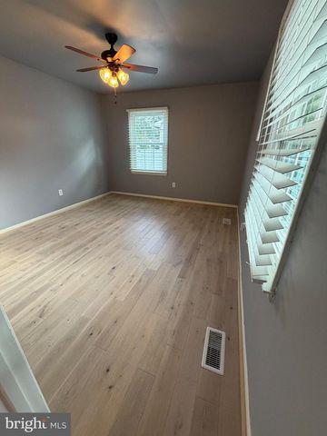 114 LARK LN, Stafford, VA 22556