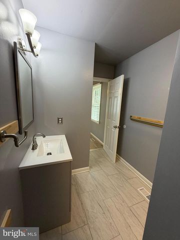 114 LARK LN, Stafford, VA 22556