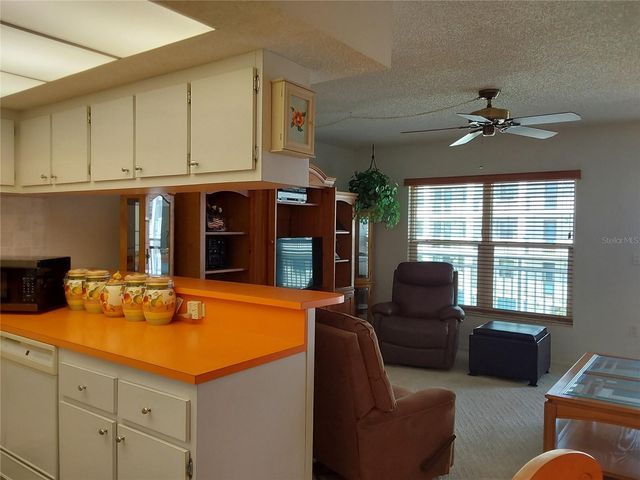 9755 HARRELL AVENUE 206, Treasure Island, FL 33706