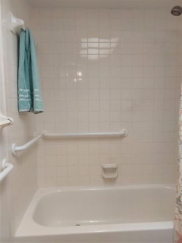 9755 HARRELL AVENUE 206, Treasure Island, FL 33706