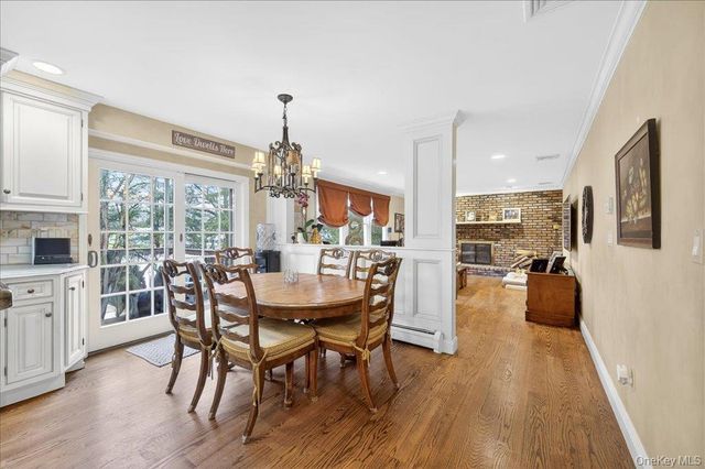 10 Evergreen Court, Suffern, NY 10901