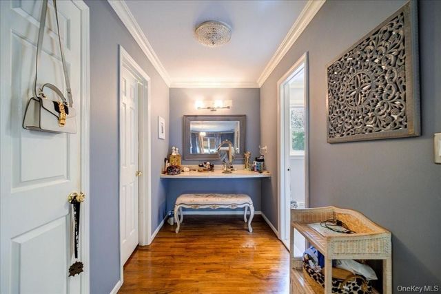 10 Evergreen Court, Suffern, NY 10901