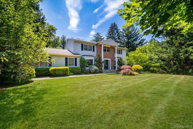 10 Evergreen Court, Suffern, NY 10901