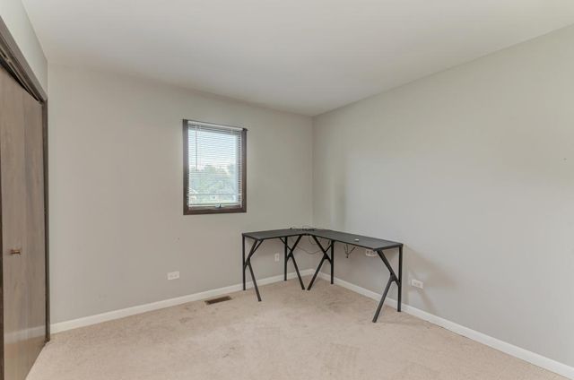 22812 Wentworth Avenue, Steger, IL 60475