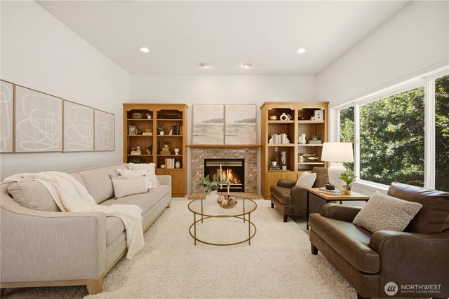 403 Sheridan Place, Steilacoom, WA 98388
