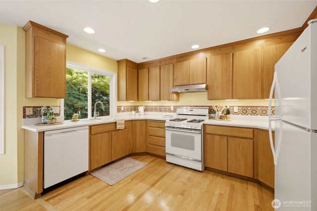 403 Sheridan Place, Steilacoom, WA 98388