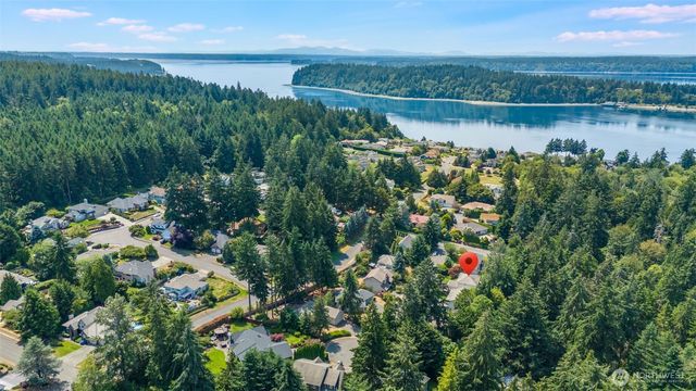 403 Sheridan Place, Steilacoom, WA 98388