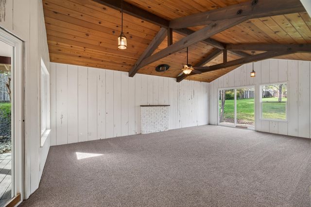 4160 Travona Court, Redding, CA 96001