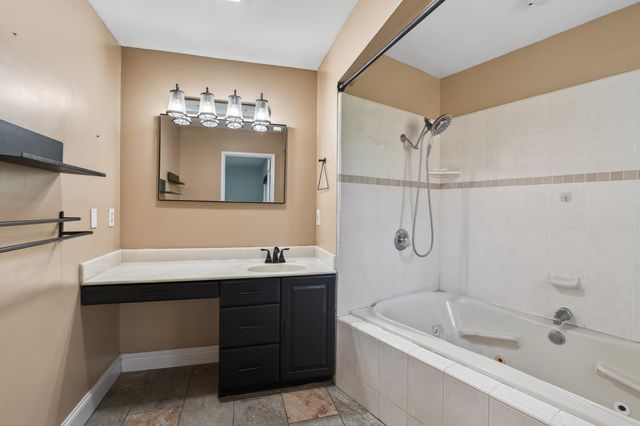 4160 Travona Court, Redding, CA 96001