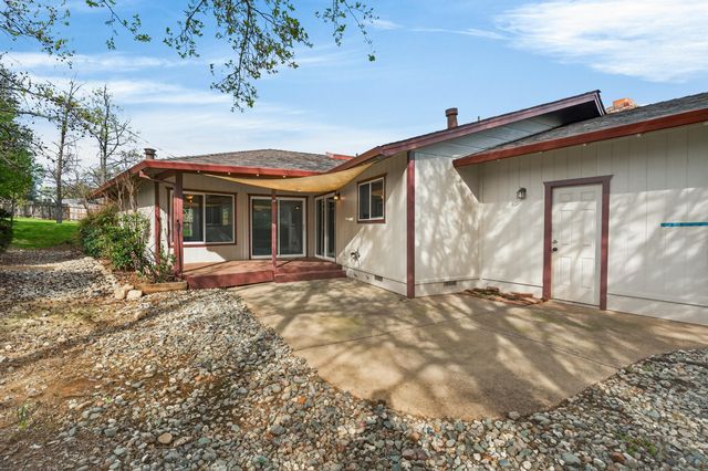 4160 Travona Court, Redding, CA 96001