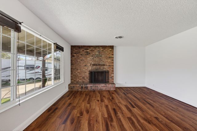 4160 Travona Court, Redding, CA 96001