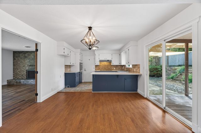 4160 Travona Court, Redding, CA 96001